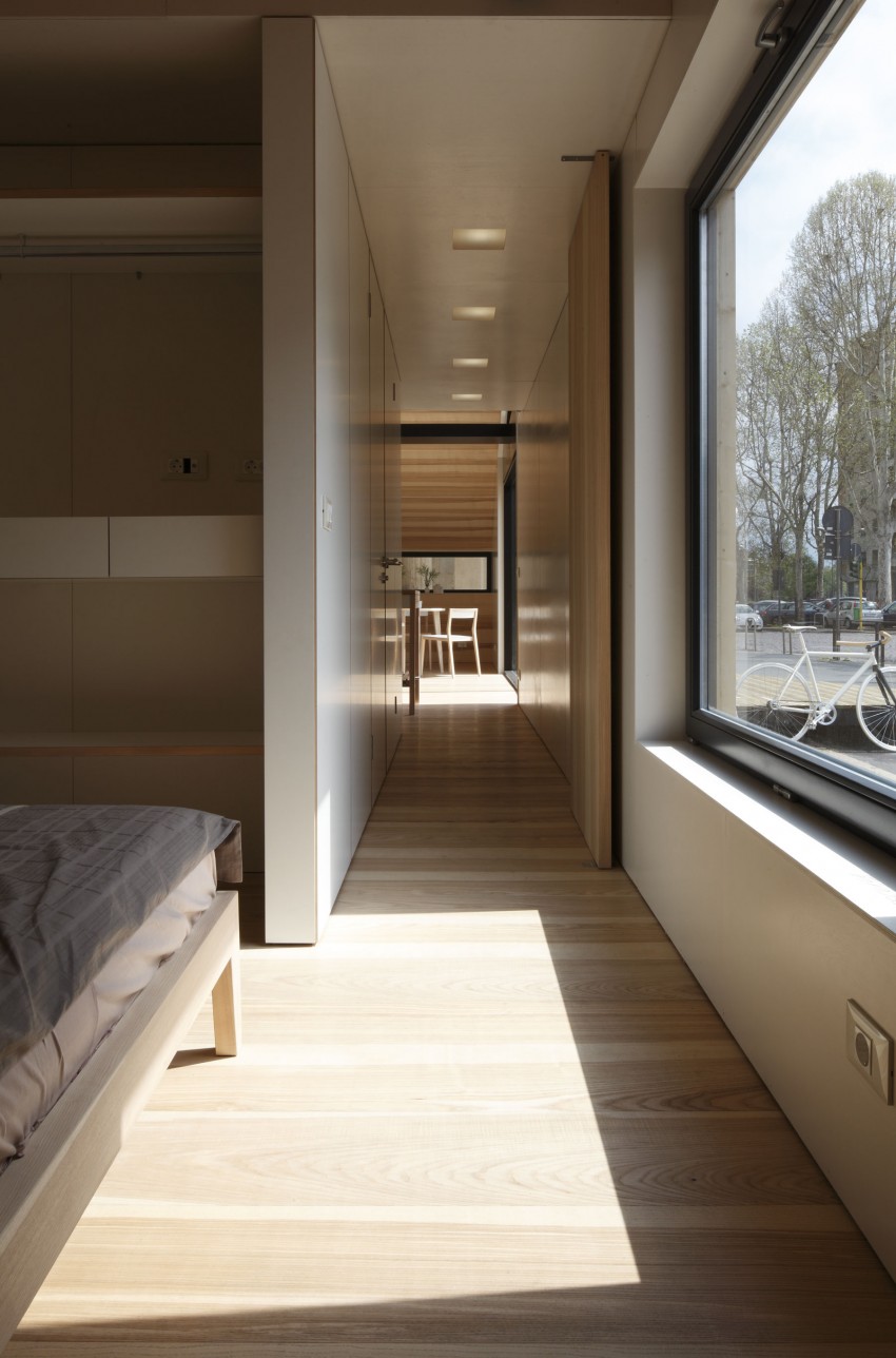 Amazing-Use-of-Limited-Space-in-the-Esclice-Mobile-Home-19-850x1288