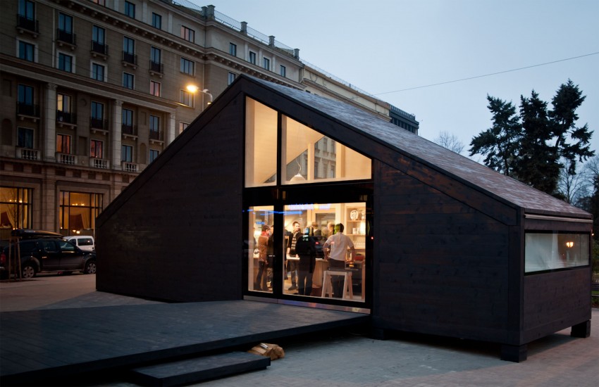 Amazing-Use-of-Limited-Space-in-the-Esclice-Mobile-Home-21-850x550